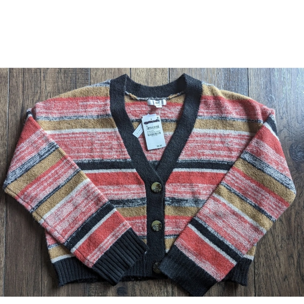BP Nordstrom Women’s NWT Black Red & Brown Striped Crop Cardigan Small Stretch.